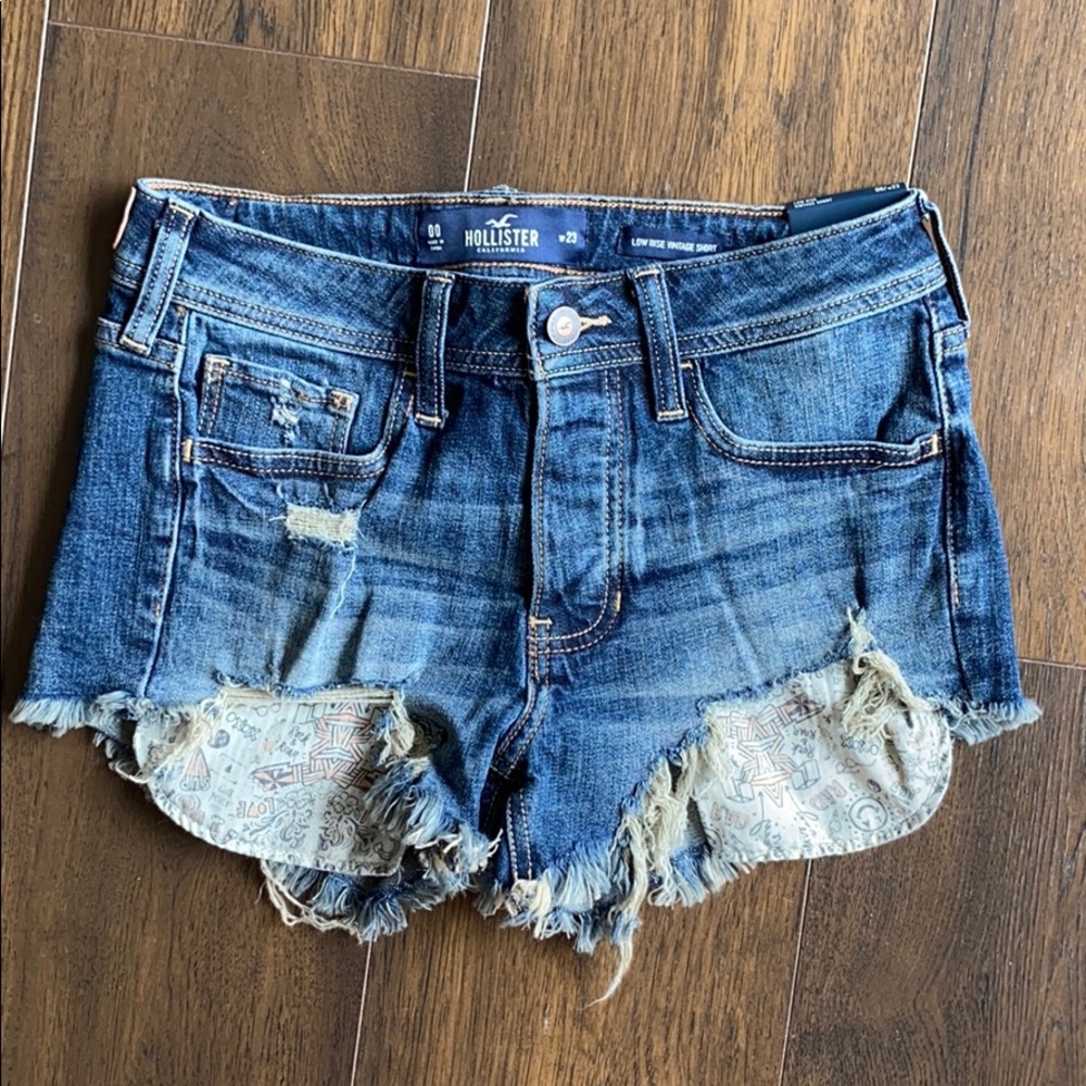 Hollister low rise vintage short